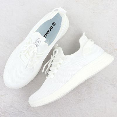 3. Lightweight mesh sports shoes white News 3634