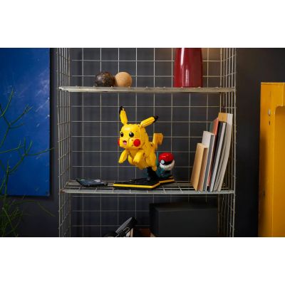 13. LEGO Pokemon 72152 - Pikachu and Pokeball