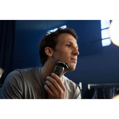 5. PHILIPS Series 7000 S7885/50 shaver
