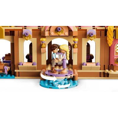 5. LEGO Disney 43297 - Rapunzel's Castle