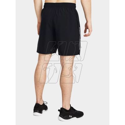 2. Under Armor M shorts 1383356-001