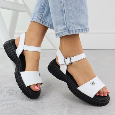 2. Women's leather sandals with a thick sole and a butterfly, white Filippo DS6811