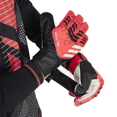 4. Adidas Predator GL TRN M gloves JH3805