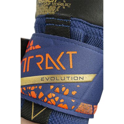 5. Reusch Attrakt Gold X Evolution Gloves M 54 70 964 4411