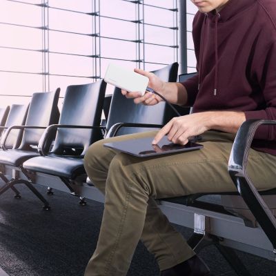 12. Wozinsky powerbank Li-Po 10000mAh 2 x USB white (WPBWE1)