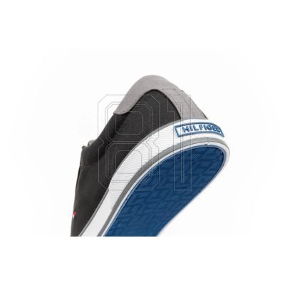 23. Tommy Hilfiger sneakers M FM0FM00596990
