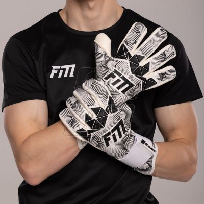 3. FM Varis X Pro S953320 Goalkeeping Gloves