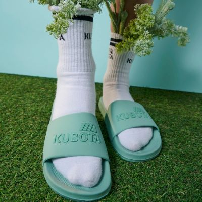 9. Basic plain sage pool flip-flops KUBKBB-SS24-02-17