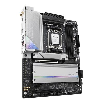 4. GIGABYTE B650 AERO G Motherboard AMD B650 Socket AM5 ATX