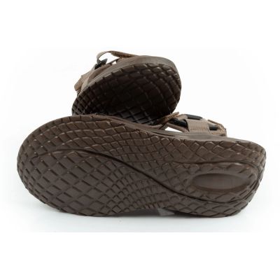 9. Lee Cooper men's shoes with velcro straps for summer beach sandals light green