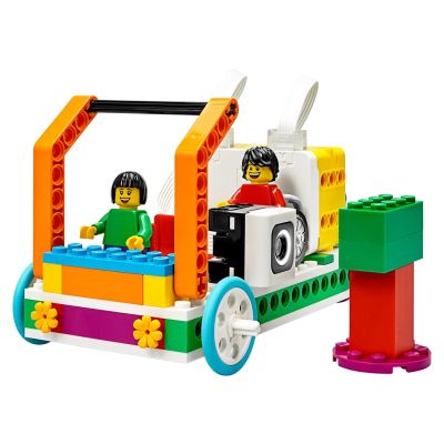 13. LEGO Education 45345 SPIKE Essential Set