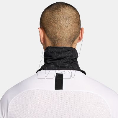 3. Nike Academy Neck Warmer HF0787-011