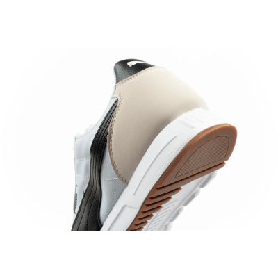 7. Puma men's sports shoes sneakers R78 Lightwind comfortable fashionable beige white