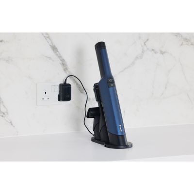 5. SHARK VACUUM CLEANER WV270EU