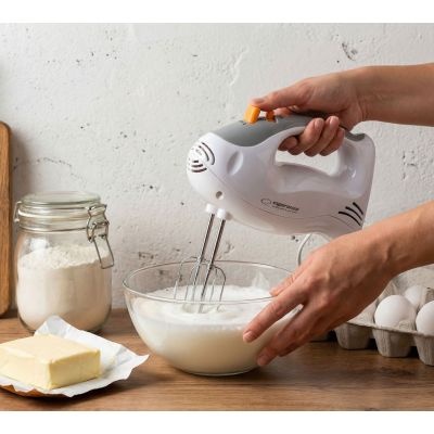 9. Esperanza Donut EKM009 hand mixer (250W; white)