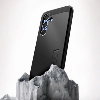 Spigen Tough Armor MagSafe case for Samsung Galaxy S25 - black