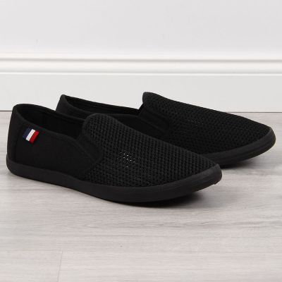 4. Men's black openwork slip-on sneakers NEWS