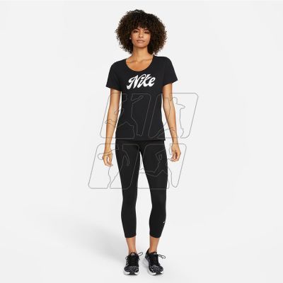 7. Nike DF Tee W FD2986 010