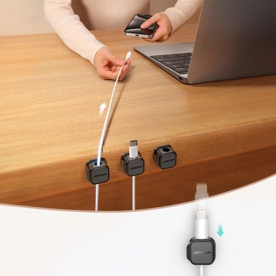 10. Joyroom JR-ZS368 magnetic cable organizer - black (3 pcs.)