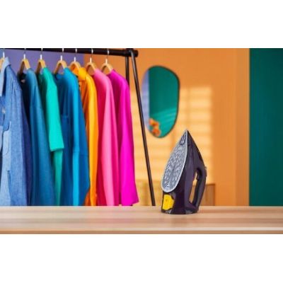 15. PHILIPS DST 7061/30 iron