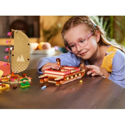 7. LEGO DISNEY PRINCESS 43270 Moana's Kayak Adventure