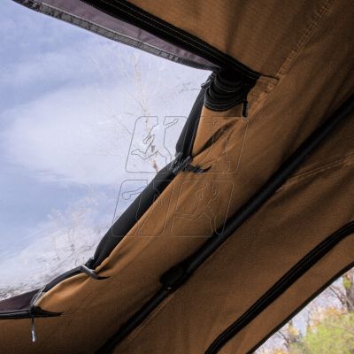 15. Offlander Triangle roof tent OFF_RTT_TOMAHAK