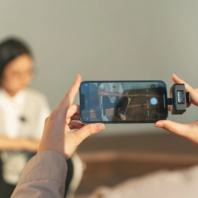 10. BOYA BOYAMIC 2-02 Wireless Lavalier Microphones 2.4 GHz - Black