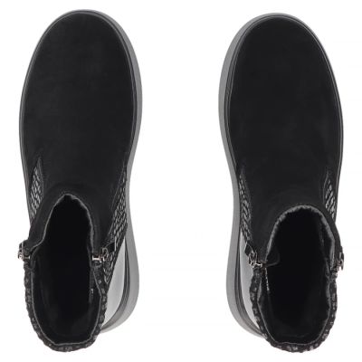 5. Women's leather ankle boots on a black platform Filippo DBT8077/26