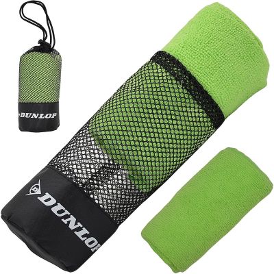 2. QUICK-DRYING SPORTS TOWEL WITH STORAGE BAG 80X40CM DUNLOP GREEN
