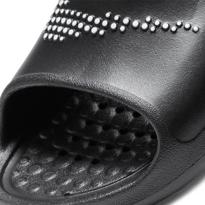 5. Nike Victori One M CZ5478-001 flip-flops black