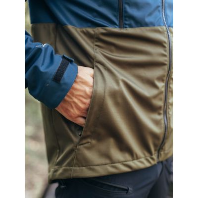 5. NORTHWAVE Easy Out Softshell Jacket Black