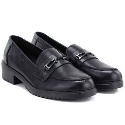 8. DASZYŃSKI FOOTWEAR
