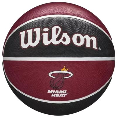 2. Wilson NBA Team Miami Heat Ball WTB1300XBMIA 