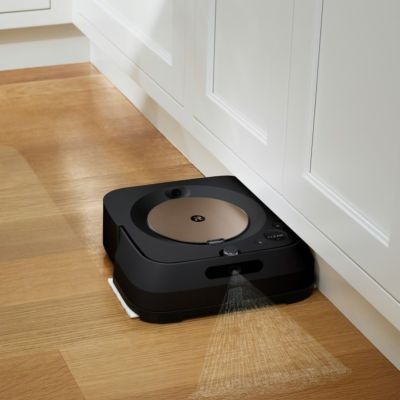 8. iRobot Braava Jet M6 (m6132) Robot Vacuum Cleaner (OUTLET)