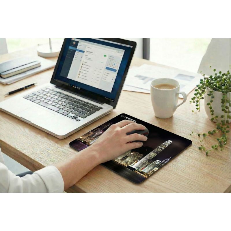 23. Esperanza Photo Mix Mouse Pad EA133