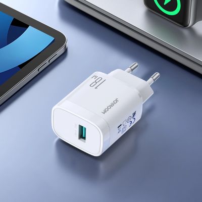 5. Joyroom JR-TF4 18W wall charger with 3A USB-A - USB-C 1m cable - white