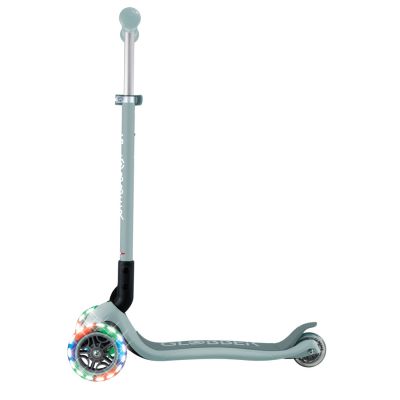 12. PRIMO FOLDABLE LIGHTS 3-Wheel Scooter (432-609-4)
