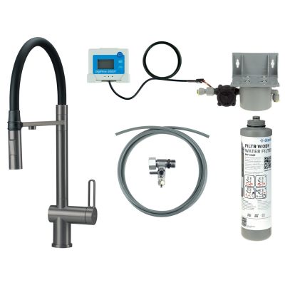 Kitchen faucet with water filtration kit and flexible spout