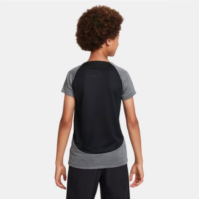 2. Nike Dri-FIT Academy Jr T-Shirt DQ8901 010