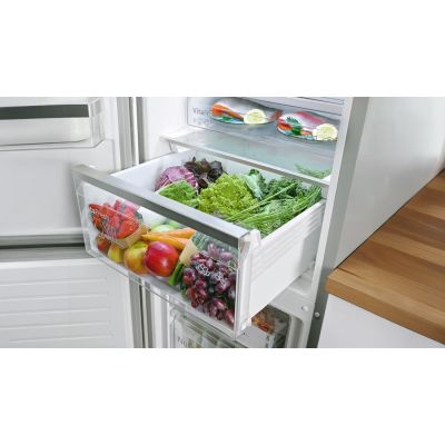 24. BOSCH KGN49LBCF fridge-freezer