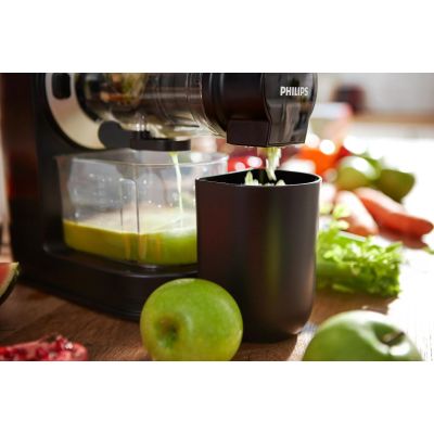 35. Philips Viva Collection HR1889/70 Slow Juicer
