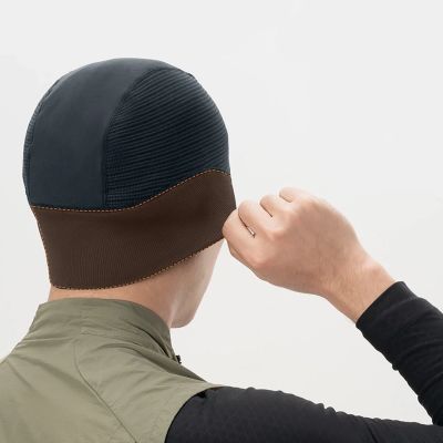 3. Rockbros LF25956 Seamless Knit Cycling Cap - Black