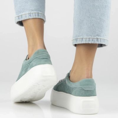 6. Women's leather sneakers openwork green Filippo DP7520/26
