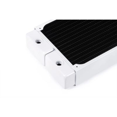 3. Alphacool NexXxoS HPE-45 Radiator 360mm - White