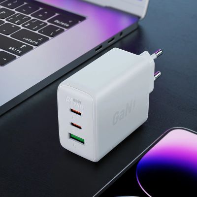 7. Acefast fast charger GaN (2xUSB-C / USB-A) PPS / PD / QC4+ 65W black (A41)