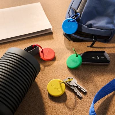 3. Chipolo POP Locator Set 4 pcs. Red, Blue, Yellow, Green