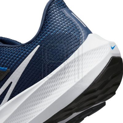 14. Nike Pegasus 40 M DV3853-400 shoes