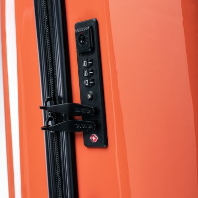 5. Hardside suitcase Iguana Murcia II 97 92800479888