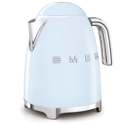 7. SMEG Kettle pastel blue KLF03PBEU