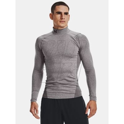 3. Under Armour M 1366072-020 Thermoactive T-shirt